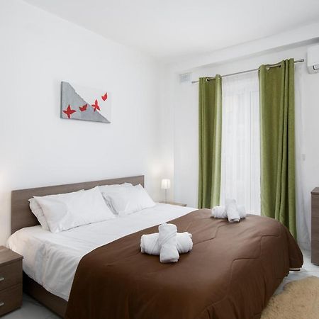 Sea View Apartment 2 Bedrooms 2 Bathrooms, 2 Minutes Away From The Sea St. Julian's Exterior foto