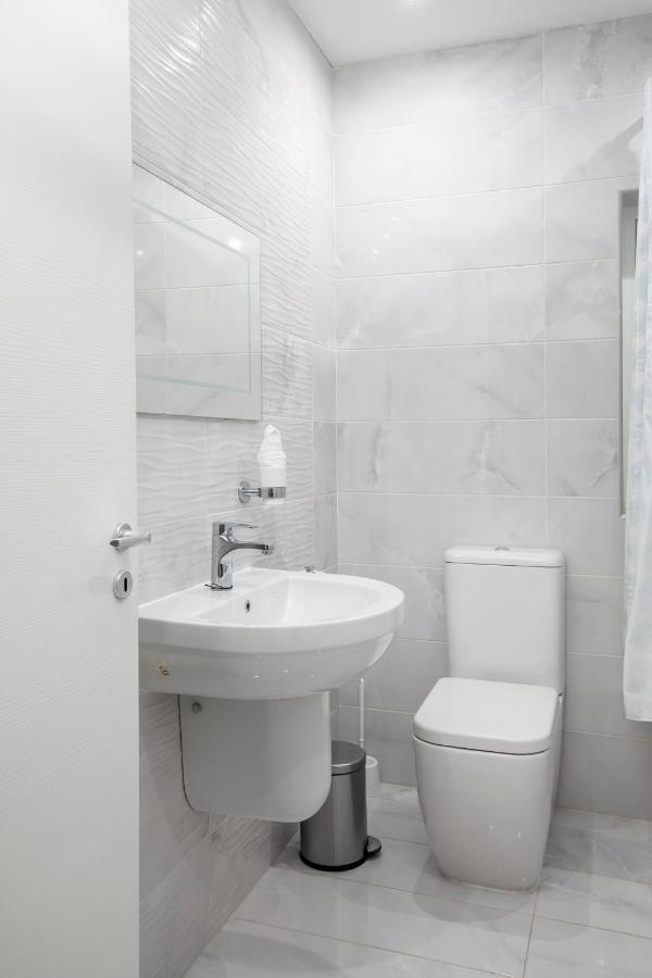 Sea View Apartment 2 Bedrooms 2 Bathrooms, 2 Minutes Away From The Sea St. Julian's Exterior foto