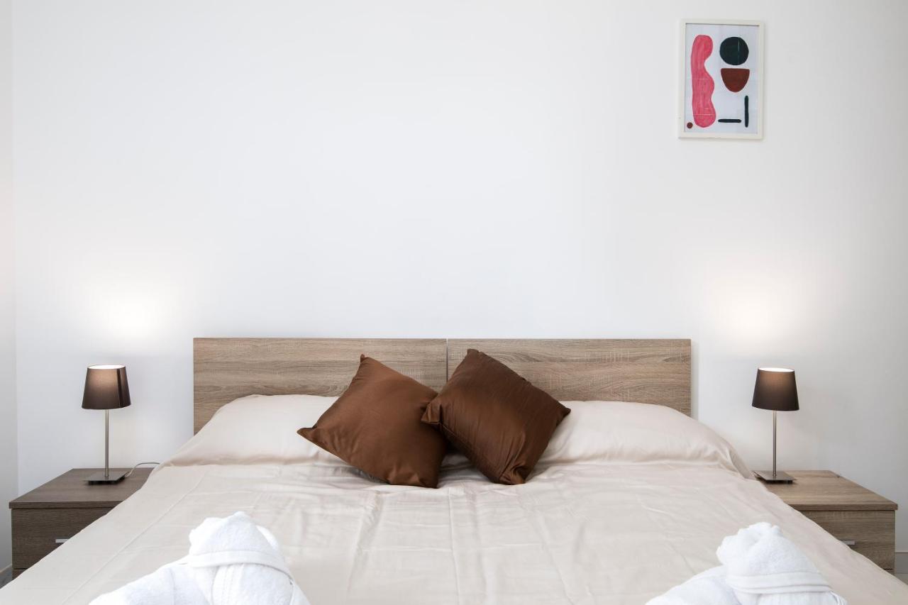 Sea View Apartment 2 Bedrooms 2 Bathrooms, 2 Minutes Away From The Sea St. Julian's Exterior foto