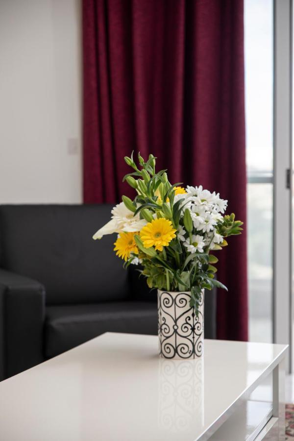 Sea View Apartment 2 Bedrooms 2 Bathrooms, 2 Minutes Away From The Sea St. Julian's Exterior foto