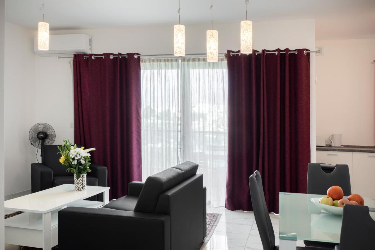 Sea View Apartment 2 Bedrooms 2 Bathrooms, 2 Minutes Away From The Sea St. Julian's Exterior foto